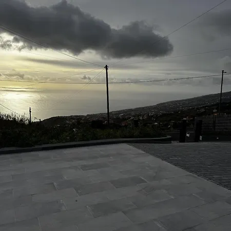 Chalet Hiking & Ocean Arco da Calheta (Madeira)