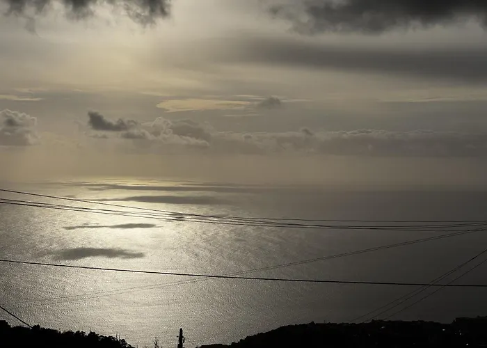 Hiking & Ocean Arco da Calheta (Madeira)