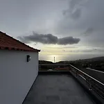 Hiking & Ocean * أركو دا كالهيتا