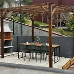 Hiking & Ocean شاليه