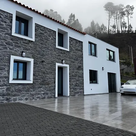 Hiking & Ocean Chalet