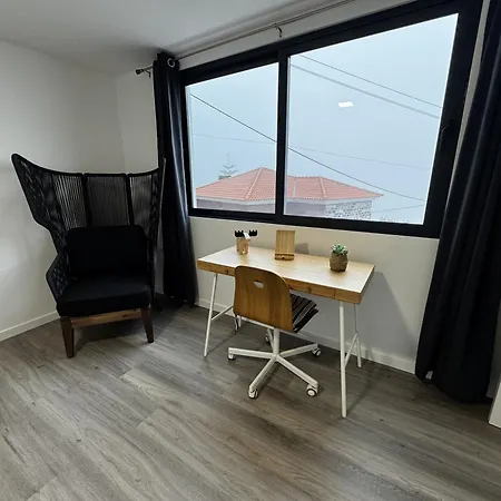 Hiking & Ocean Chalé