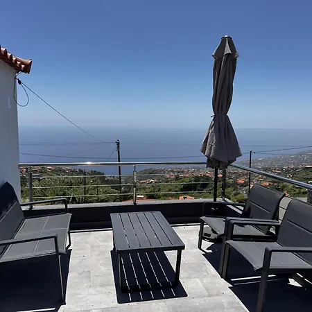 Chalet Hiking & Ocean Arco da Calheta (Madeira)