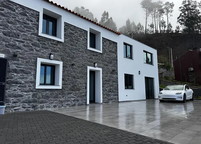 Hiking & Ocean Alpstuga