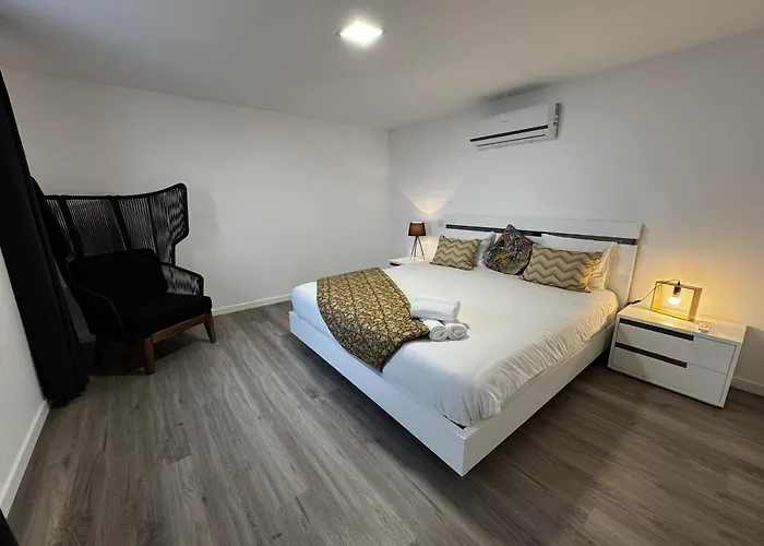 Hiking & Ocean Chalé