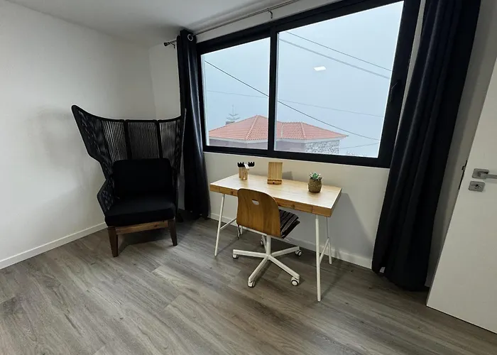 Hiking & Ocean Chalé