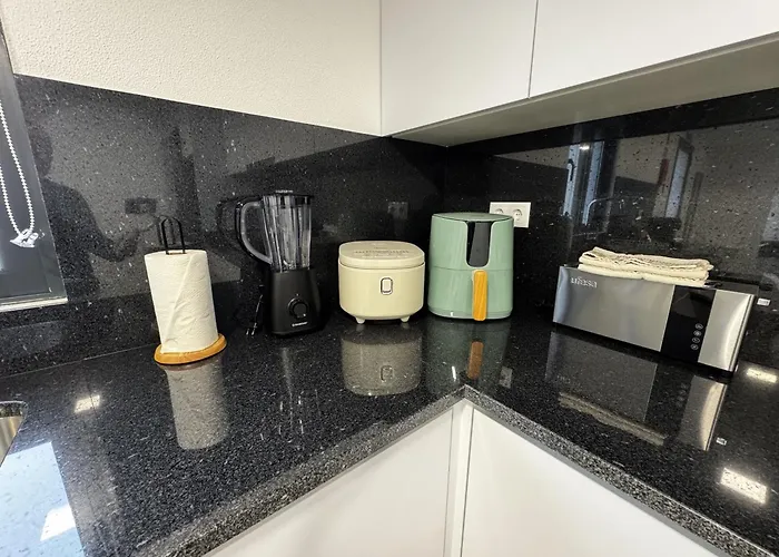 Hiking & Ocean Chalé